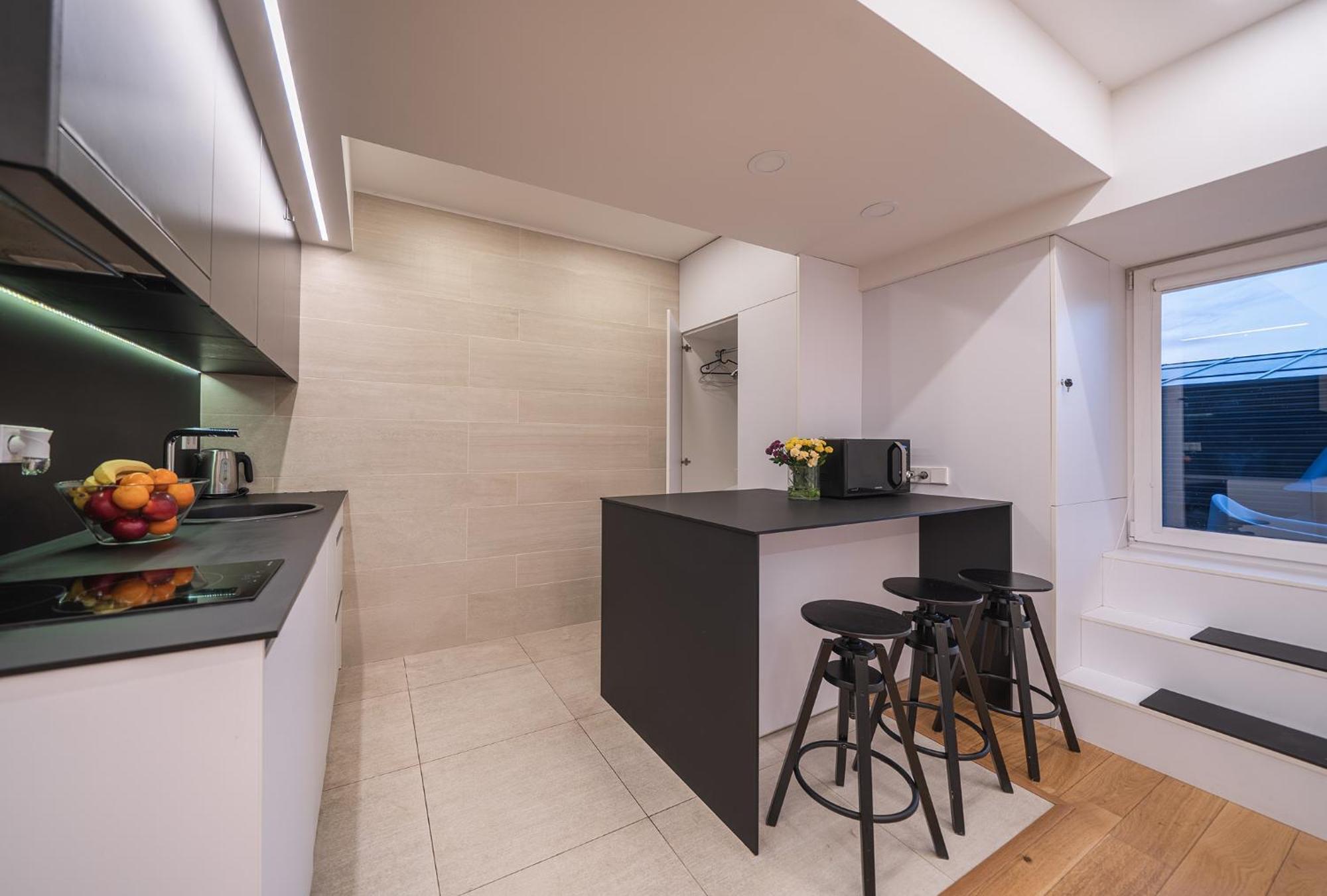 Gyneju Self Check-In Apartments VNO Buitenkant foto